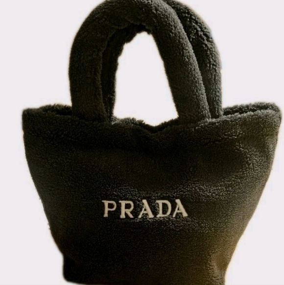 Authentic Prada Brand New Top Handle Tote Bag Teddy/ Sherpa Charcoal Grey GWP - Picture 5 of 8